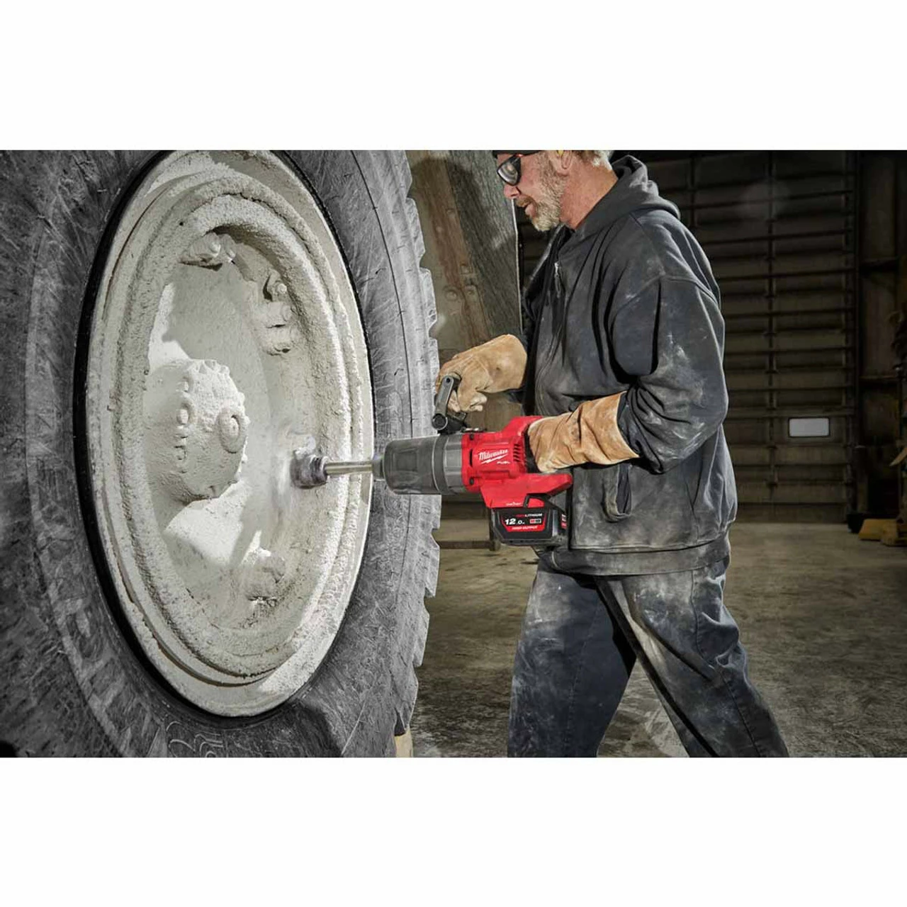 Best deal ๐ Milwaukee M18 ONEFHIWF1D-121C 18V Fuel One-Key D-Handled 1" Impact ๐ง Wrench With 1x 12.0Ah Battery โจ - Image 9