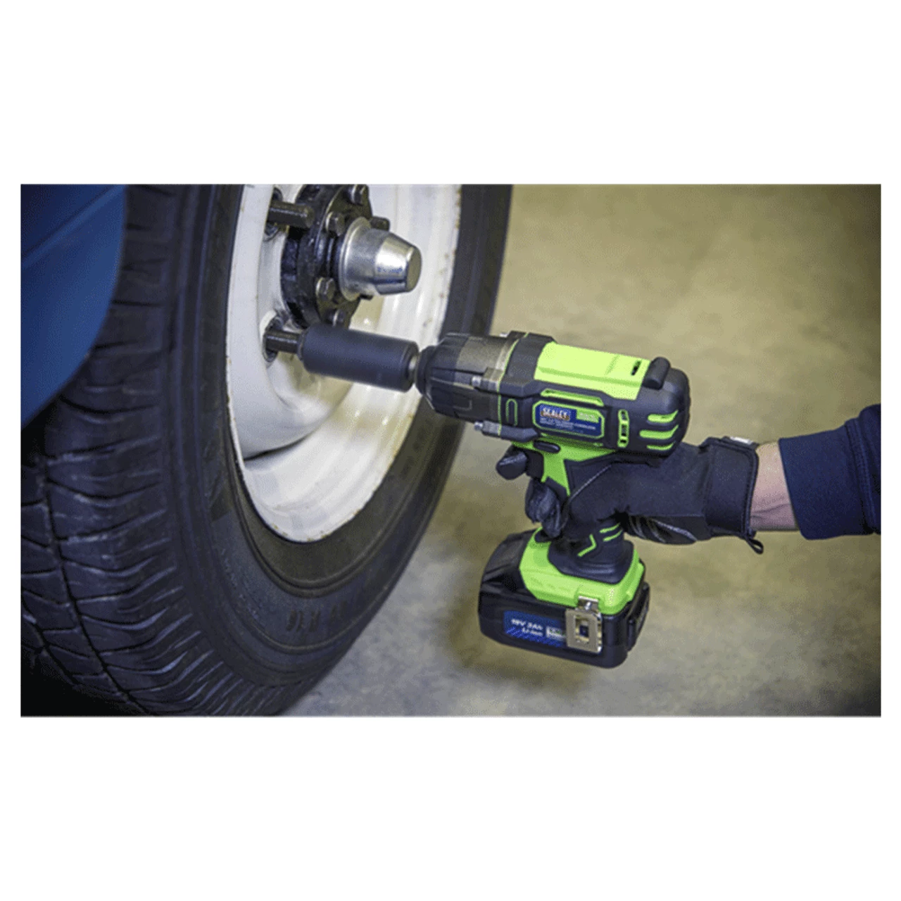 Best reviews of β¨ Sealey CP400LIHV 18V 1/2"Sq Drive Cordless Impact π§ Wrench Kit - Green β - Image 7