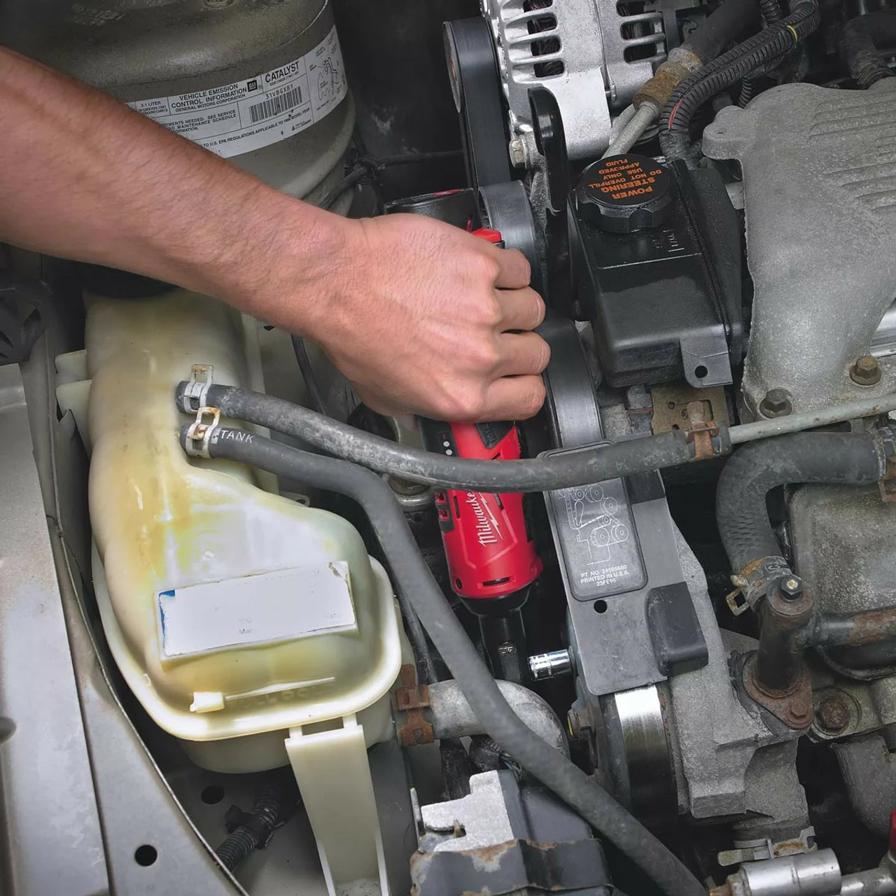 Best deal ๐ Milwaukee M12 IR-201B 12V Sub-Compact 3/8" Ratchet With 1x 2.0Ah Battery ๐ - Image 7