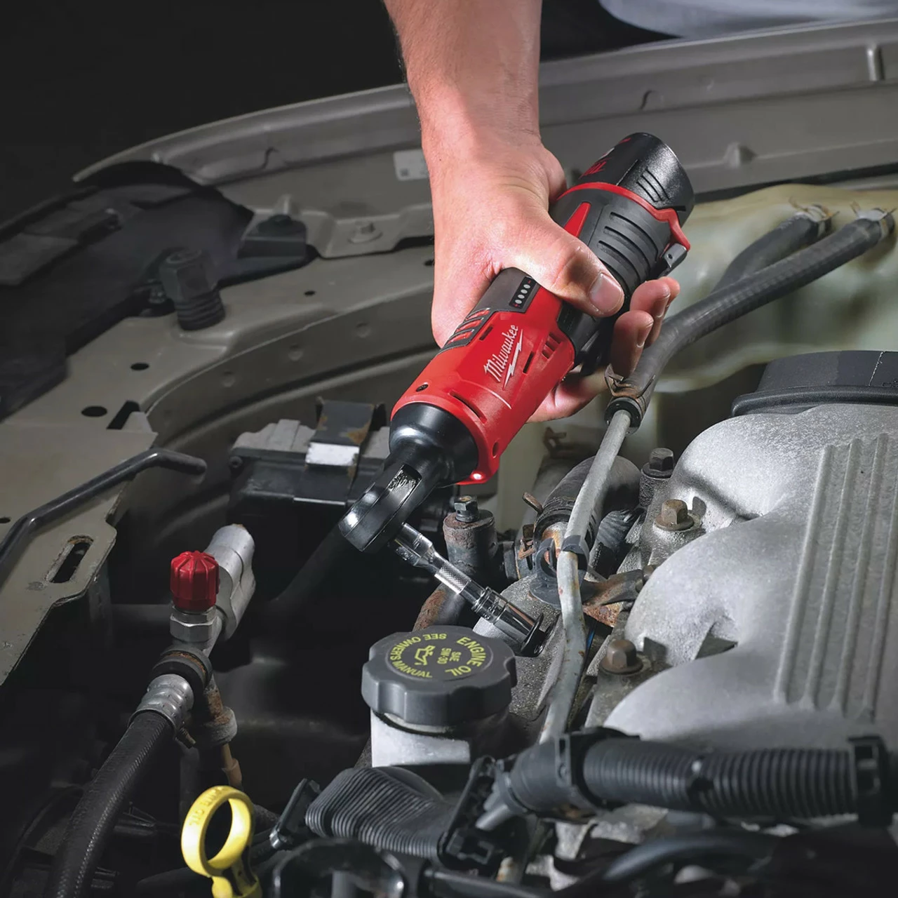 Best deal ๐ Milwaukee M12 IR-201B 12V Sub-Compact 3/8" Ratchet With 1x 2.0Ah Battery ๐ - Image 8