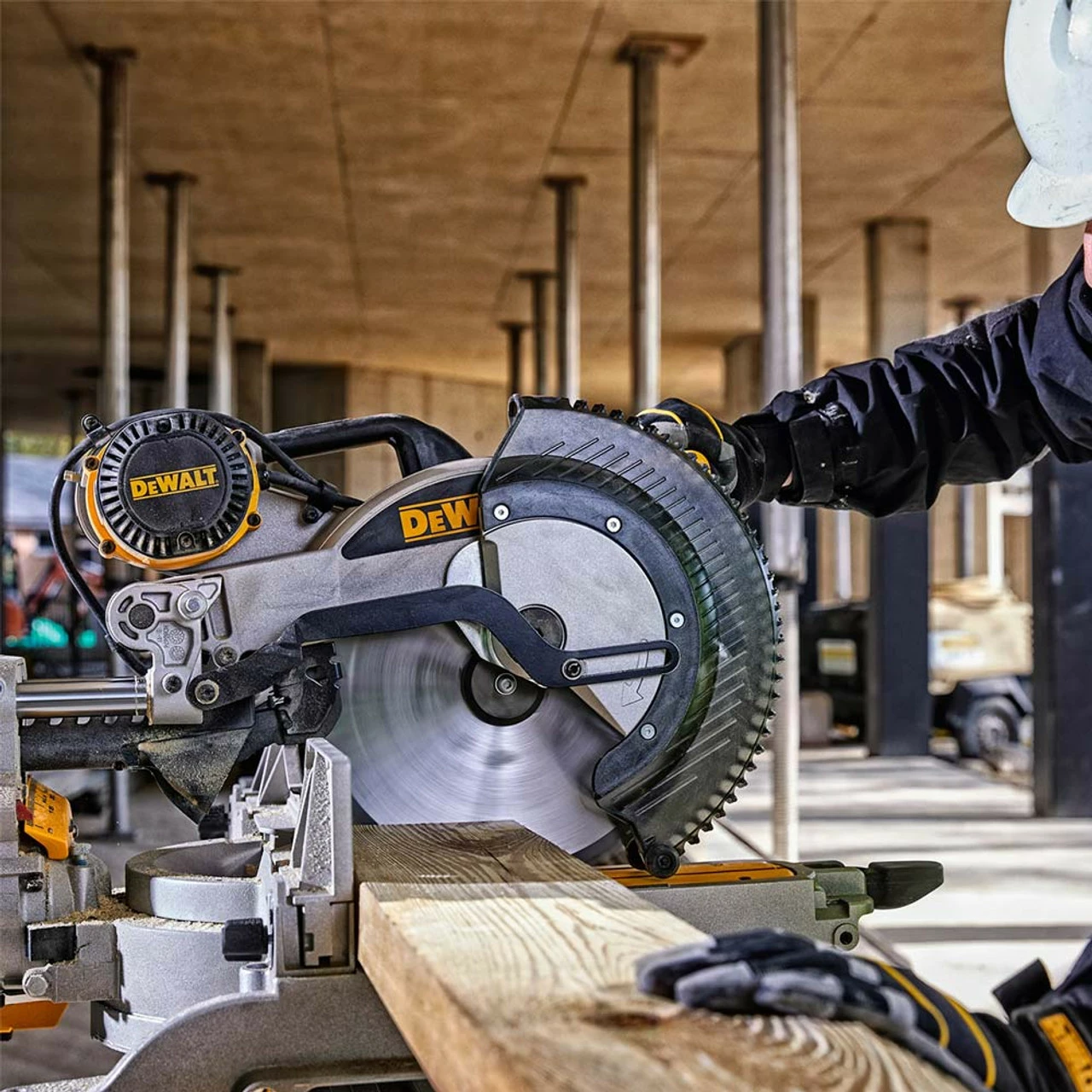 Buy π₯ DeWalt DWS780L 305mm XPS Compound Slide Mitre Saw 110V π 7 Buy π₯ DeWalt DWS780L 305mm XPS Compound Slide Mitre Saw 110V π - Image 5