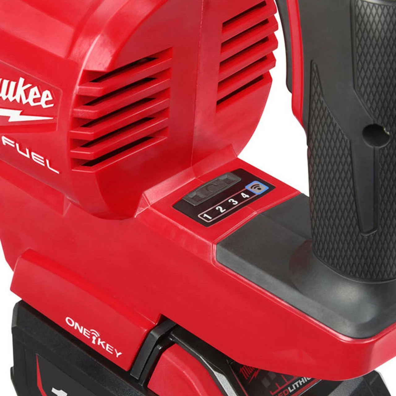 Best reviews of 👍 Milwaukee M18 ONEFHIWF1D-0 18V Fuel One-Key D-Handled 1" Impact 🔧 Wrench (Body Only) 🔔 - Image 9