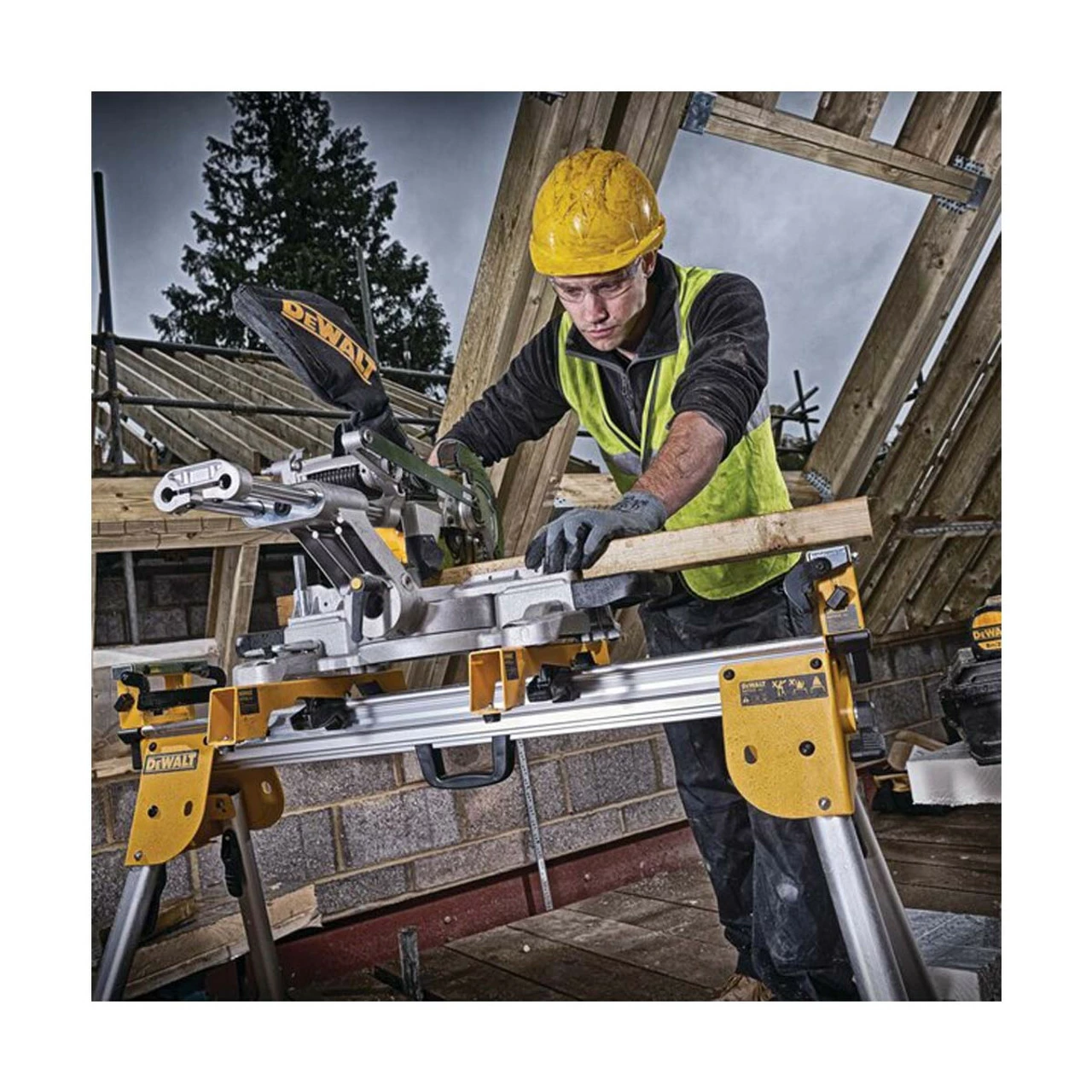 Buy π DeWalt DCS365N 18V XR 184mm XPS Slide Mitre Saw (Body Only) π€© - Image 4