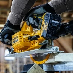 Flash Sale π DeWalt DCS570N 18V XR 184mm Brushless Circular Saw (Body Only) π 7 Flash Sale π DeWalt DCS570N 18V XR 184mm Brushless Circular Saw (Body Only) π -HiKOKI Shop DCS570N B 09005.1663684051