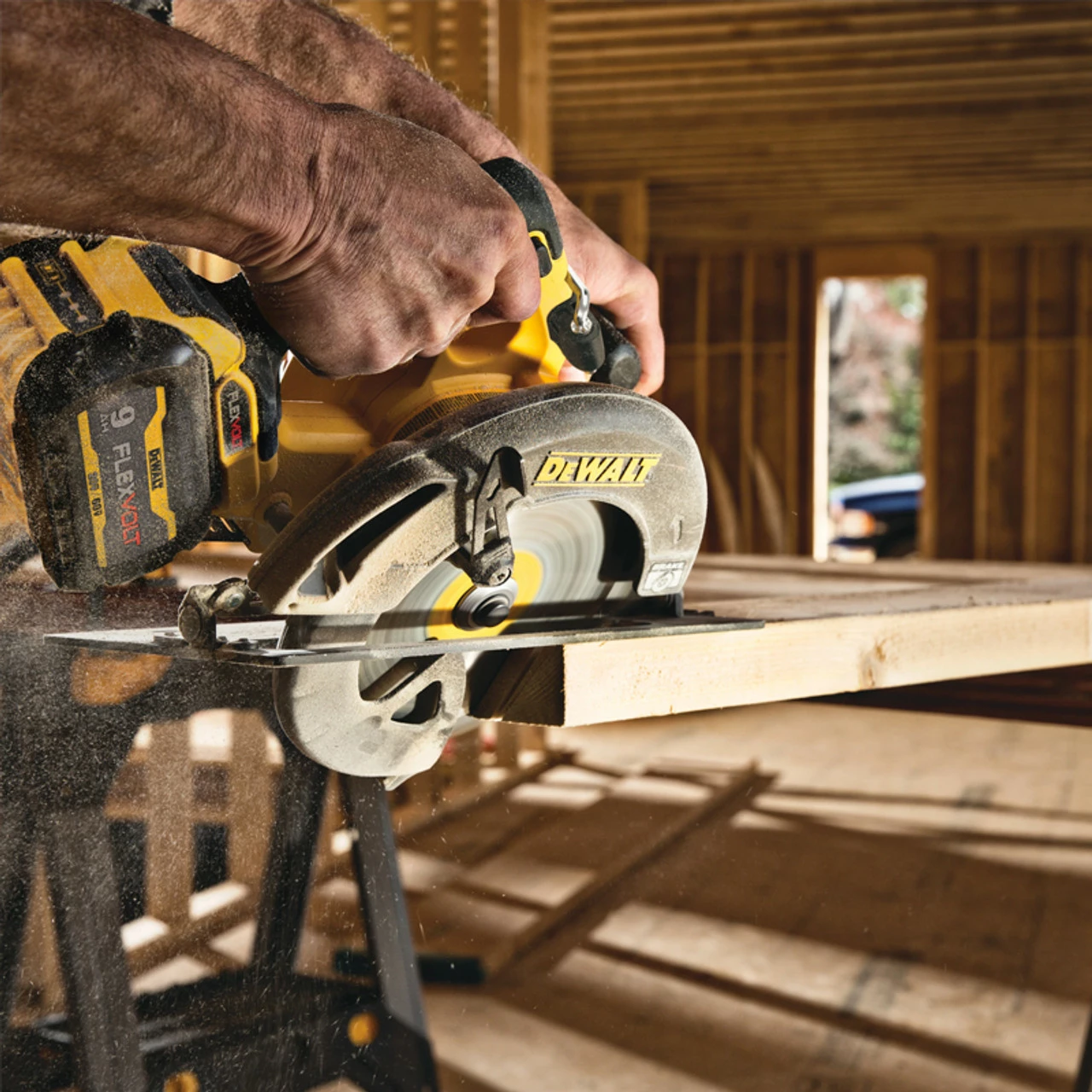 Deals โจ DeWalt DCS578X2-GB 54V XR Flexvolt 190mm Brushless Circular Saw With 2x 9Ah Batteries ๐ - Image 3
