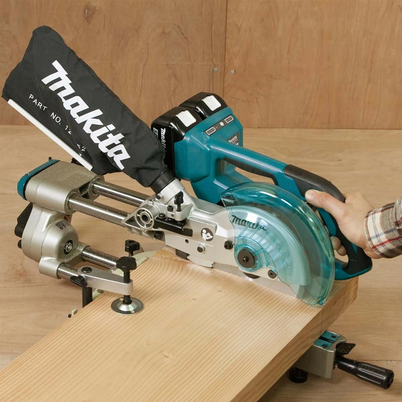 Discount π Makita DLS714NZ Twin 18V 190mm Mitre Saw (Body Only) π₯ - Image 2
