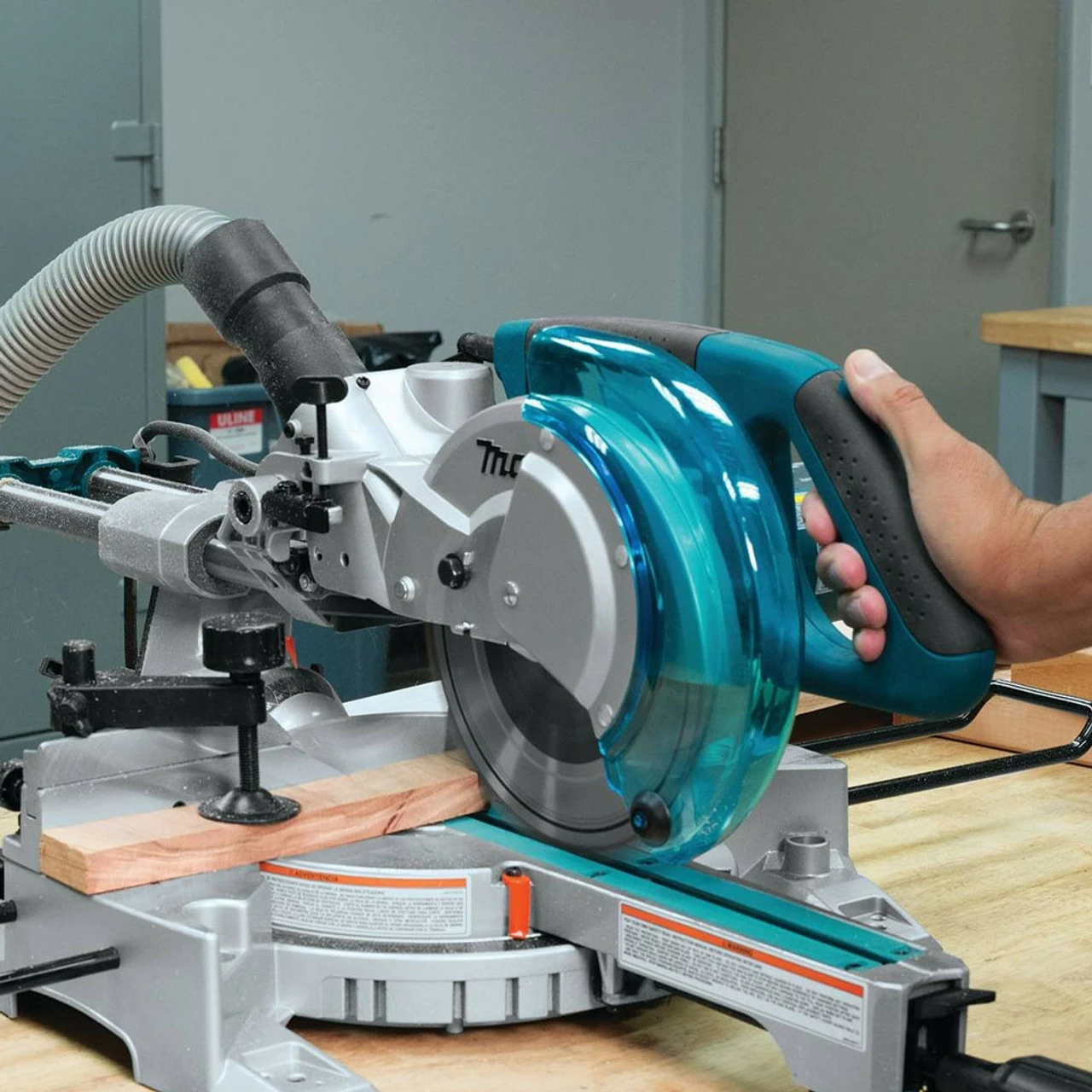 Outlet βοΈ Makita LS0815FLN 216mm Slide Compound Mitre Saw 1400W 110V β - Image 5