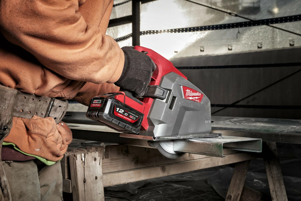 Budget ๐ Milwaukee M18 FMCS66-0C 18V Fuel 66mm Metal Circular Saw (Body Only) ๐ฅ - Image 21
