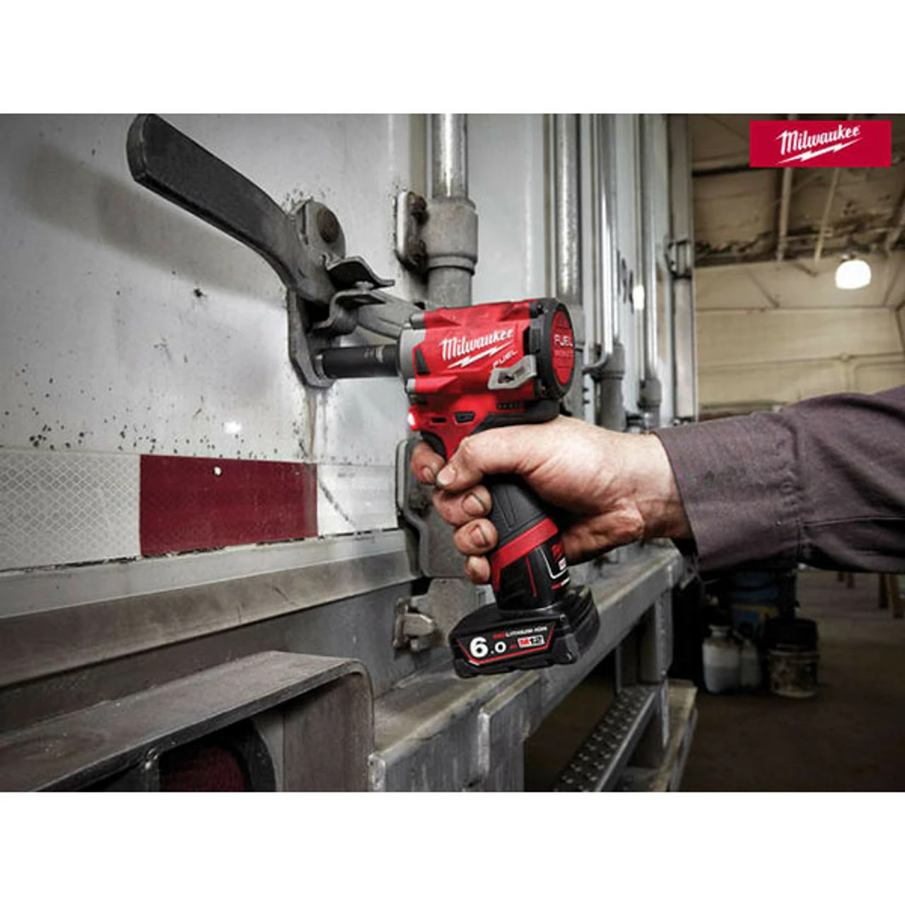 Budget ๐ฏ Milwaukee M12 FIWF12-622X 12V Fuel Brushless 1/2" Impact ๐ง Wrench With 2x Batteries โ - Image 8