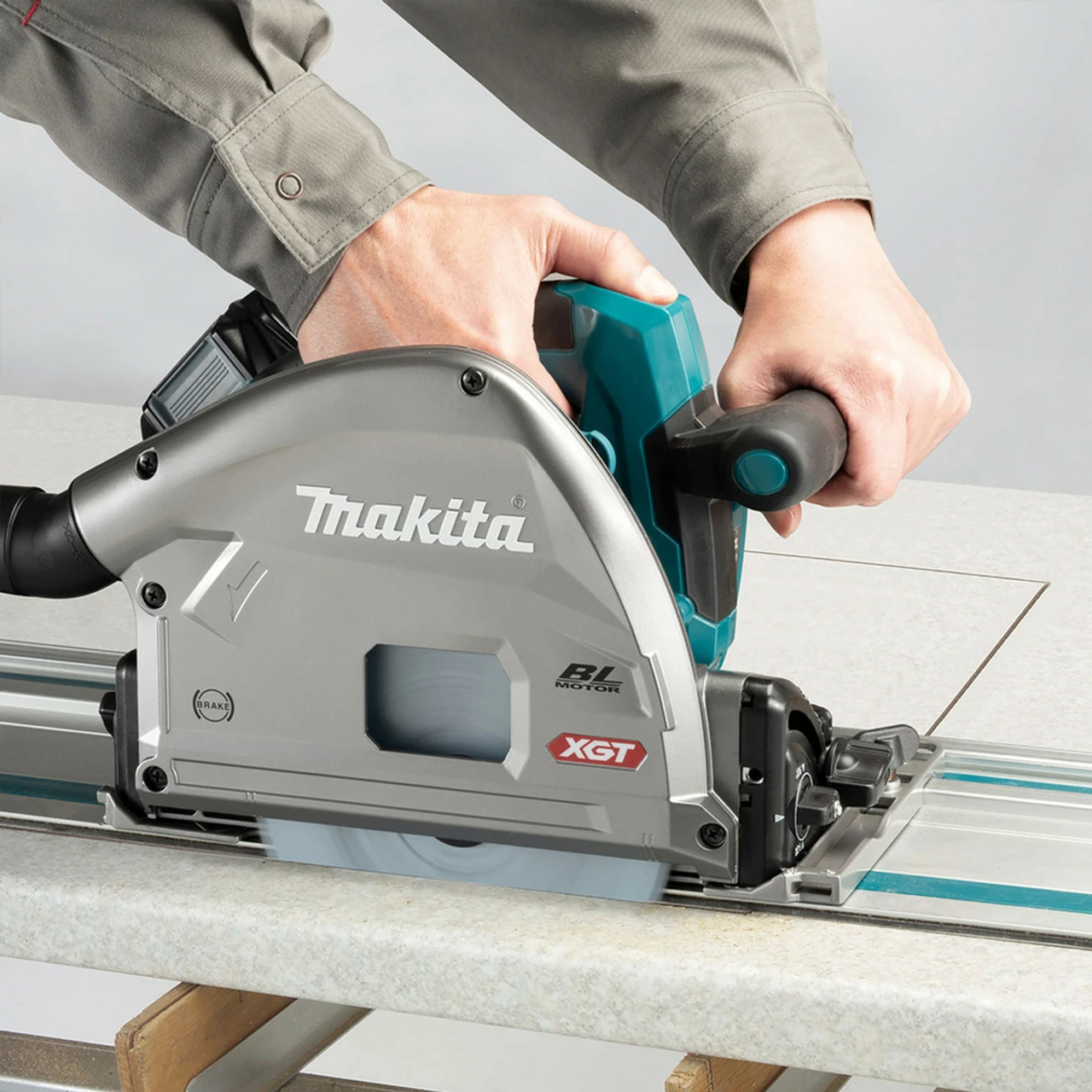 Top 10 β Makita SP001GZ03 40V Max Brushless XGT 165mm Plunge Saw (Body Only) β€οΈ - Image 3