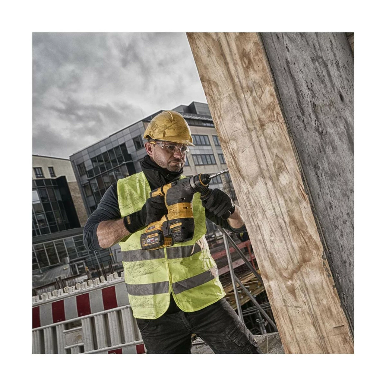 Promo π― DeWalt DCH333N 54V FlexVolt Brushless 3-Mode SDS Plus π¨ Hammer Drill (Body Only) β¨ - Image 4